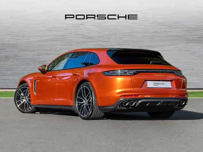 Porsche Panamera Photo 2