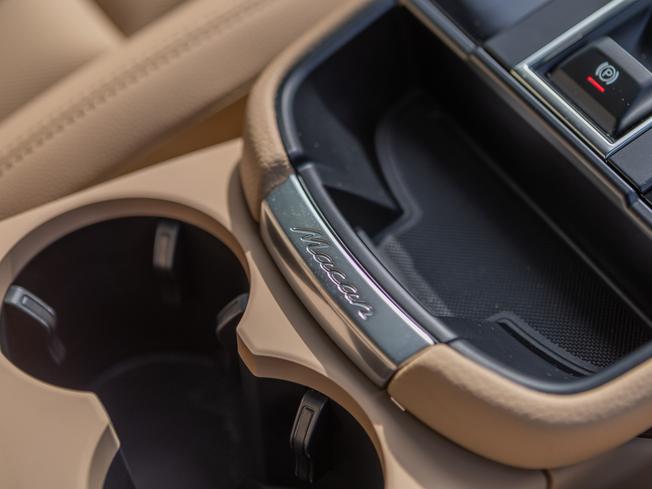 PORSCHE Macan Photo 23