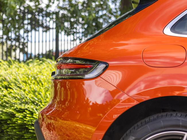 PORSCHE Macan Photo 35