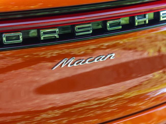 PORSCHE Macan Photo 37