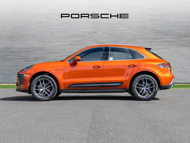 PORSCHE Macan Photo 5