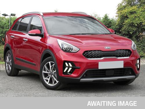 Kia NIRO Photo Niro_5dr_SUV_2017-on_Set_10_RUNWAYRED.jpg