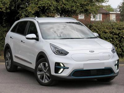 Used 2020 Kia e-Niro 64 kWh 4 Pearl White at Kia Motors UK