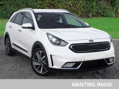 Used 2018 Kia Niro 1.6 GDi 3 White Pearl at Kia Motors UK
