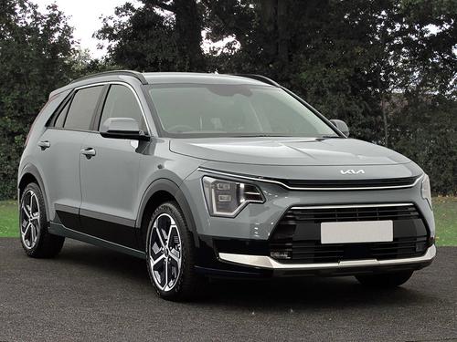 Kia NIRO Photo Niro_5dr_SUV_2022-on_Set_5_STEELGREY.jpg