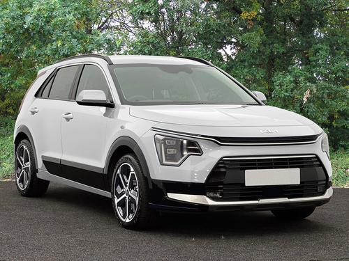 Kia NIRO Photo Niro_5dr_SUV_2022-on_Set_5_WHITEPEARL.jpg