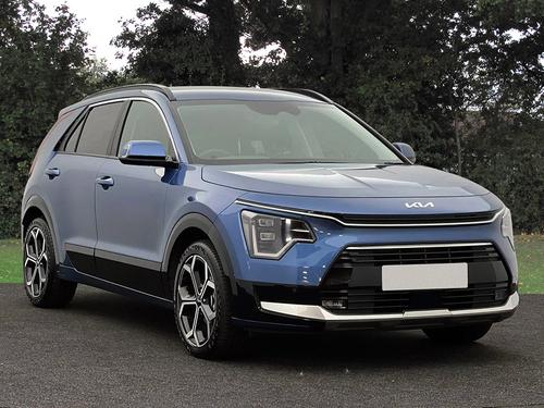 Kia NIRO Photo Niro_5dr_SUV_2022-on_Set_6_MINERALBLUE.jpg