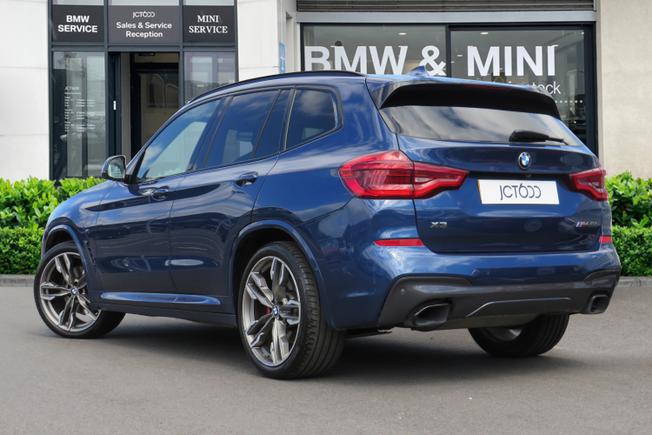 BMW X3 Photo 2