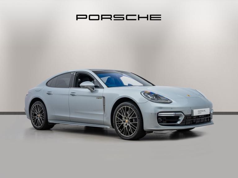 Used 2023 PORSCHE Panamera 2.9 V6 E-Hybrid 17.9kWh 4 Platinum Edition Saloon 5dr Petrol Plug-in Hybrid PDK 4WD Euro 6 (s/s) (462 ps) Silver at JCT600