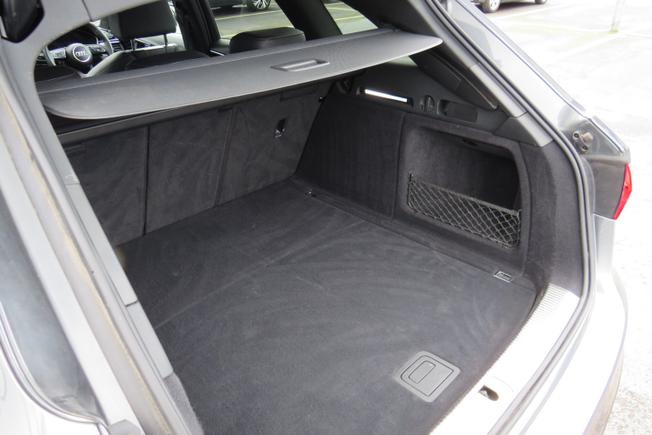 AUDI A4 Avant Photo 18