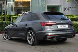 AUDI A4 Avant Photo 2