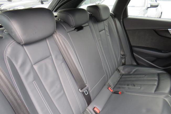 AUDI A4 Avant Photo 21