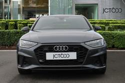 AUDI A4 Avant Photo 4
