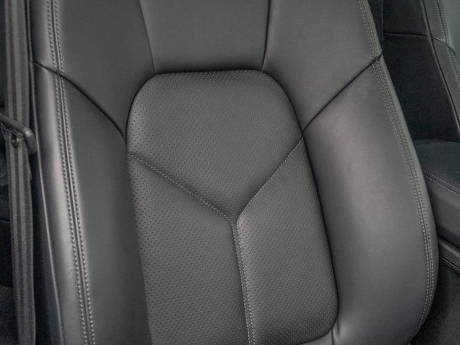 PORSCHE Macan Photo 10