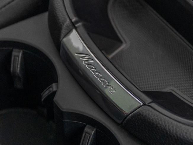PORSCHE Macan Photo 30