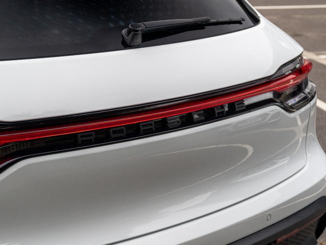 PORSCHE Macan Photo 37