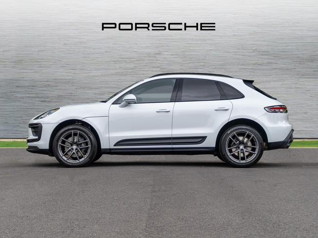 PORSCHE Macan Photo 5