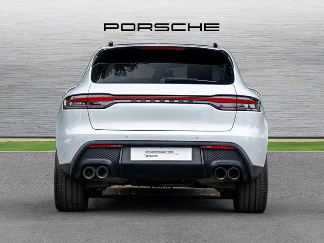 PORSCHE Macan Photo 7