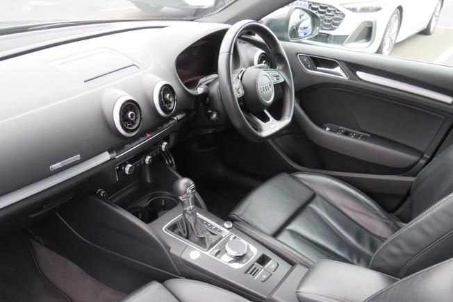 AUDI A3 Photo 11