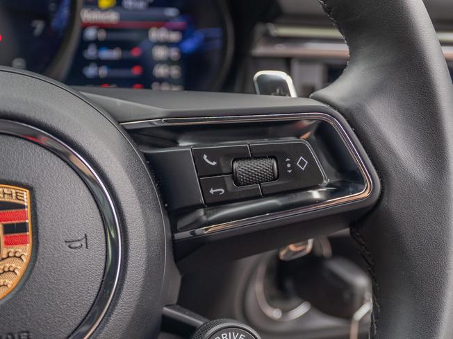 PORSCHE Macan Photo 30