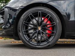 PORSCHE Macan Photo 4