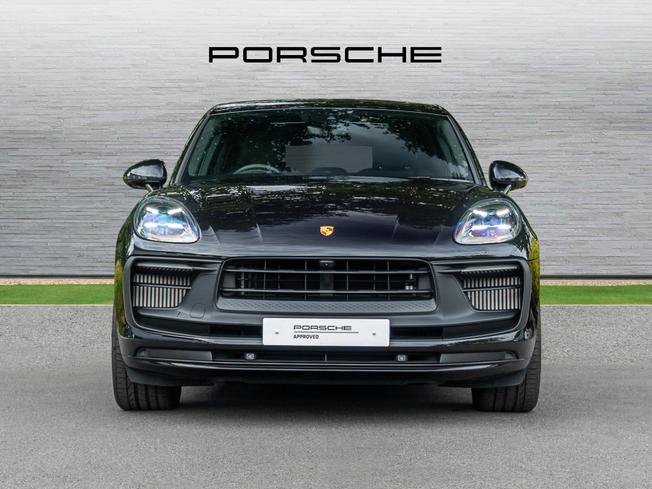 PORSCHE Macan Photo 6