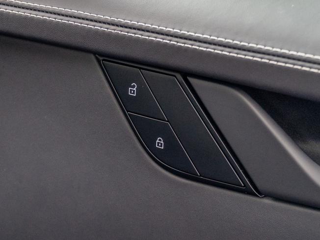 PORSCHE 911 Photo 28