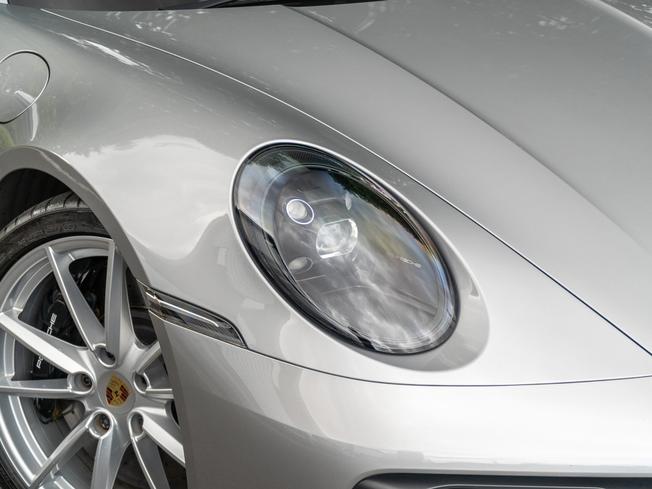 PORSCHE 911 Photo 33