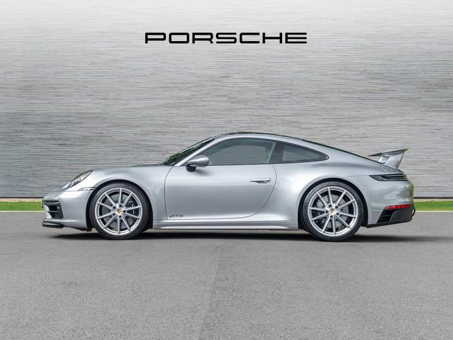 PORSCHE 911 Photo 5