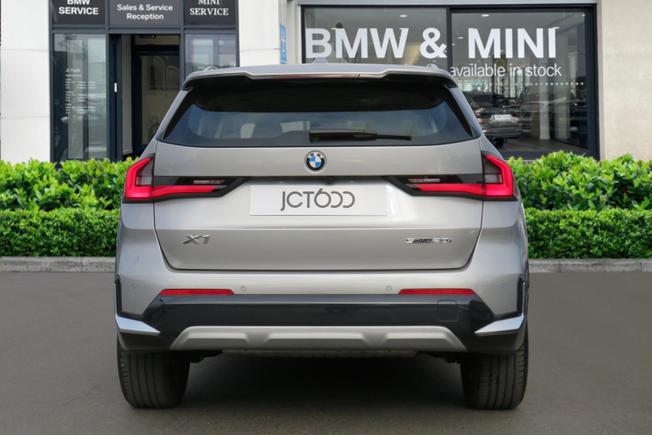 BMW X1 Photo 5