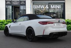 BMW M4 Photo 2