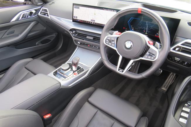 BMW M4 Photo 27