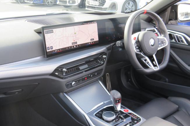 BMW M4 Photo 35