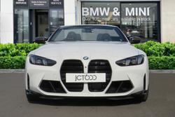 BMW M4 Photo 4