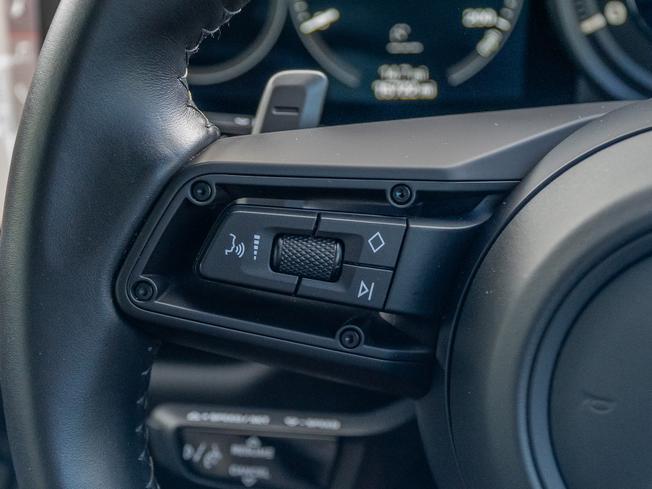 PORSCHE 911 Photo 19