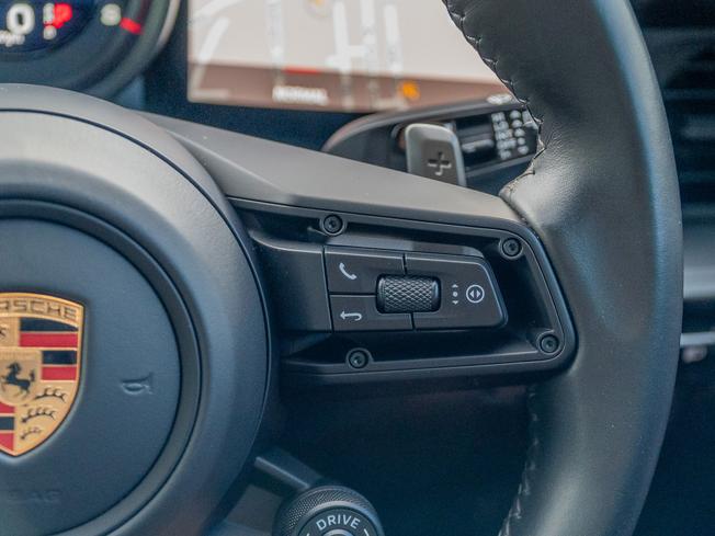 PORSCHE 911 Photo 20