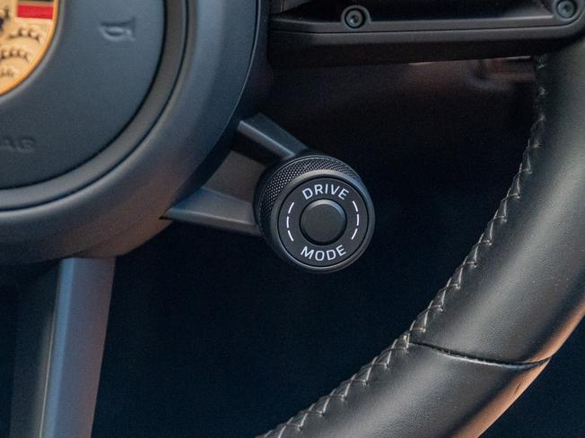 PORSCHE 911 Photo 30
