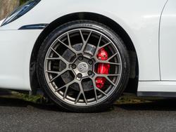 PORSCHE 911 Photo 4