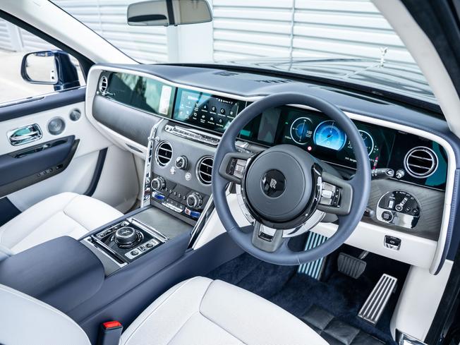 Rolls-Royce Cullinan Series II Photo 10