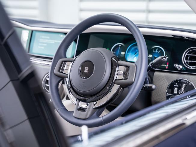 Rolls-Royce Cullinan Series II Photo 16