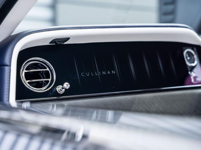 Rolls-Royce Cullinan Series II Photo 25