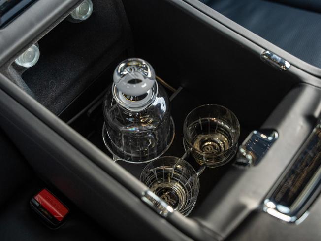 ROLLS-ROYCE Cullinan Photo 30