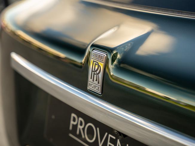 ROLLS-ROYCE Cullinan Photo 44