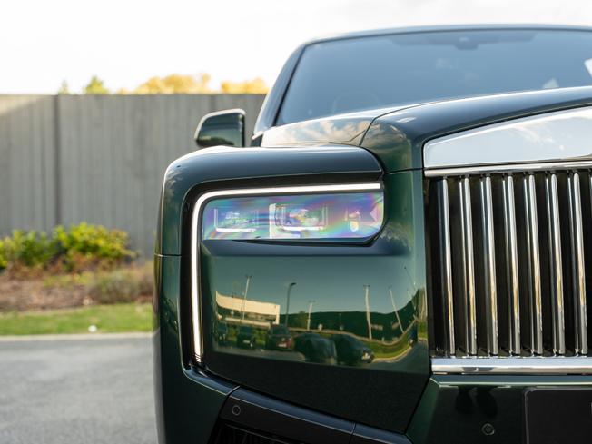 ROLLS-ROYCE Cullinan Photo 48