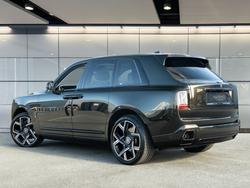 ROLLS-ROYCE Cullinan Photo 2
