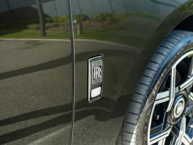 ROLLS-ROYCE Cullinan Photo 34