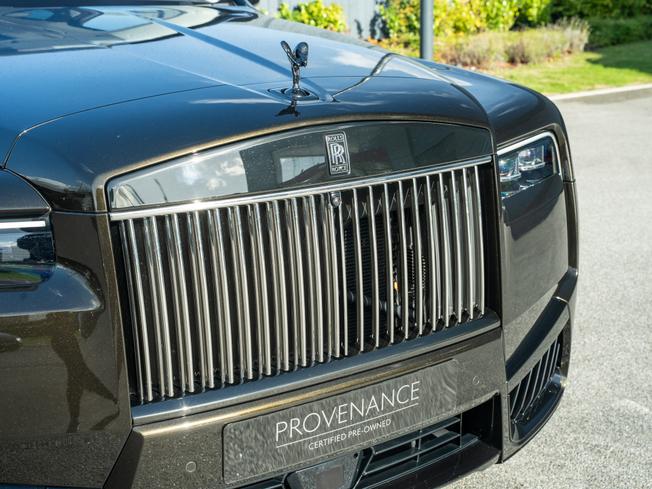 ROLLS-ROYCE Cullinan Photo 40