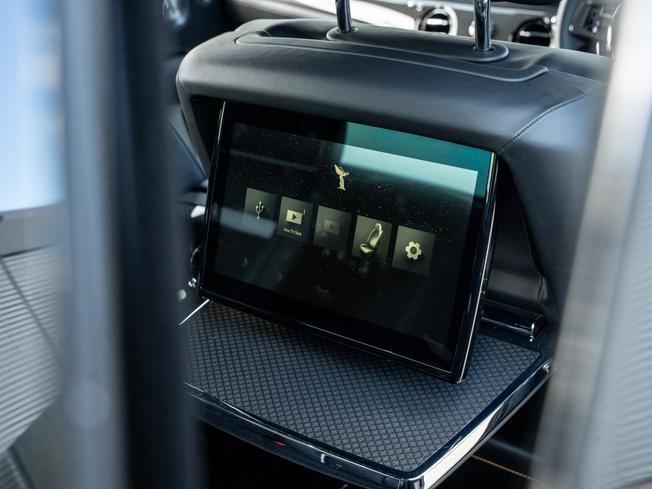 ROLLS-ROYCE Ghost Series Ii Photo 16