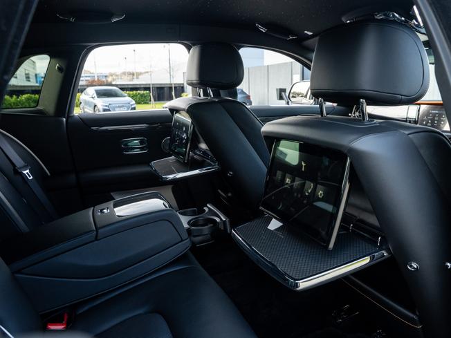 ROLLS-ROYCE Ghost Series Ii Photo 18