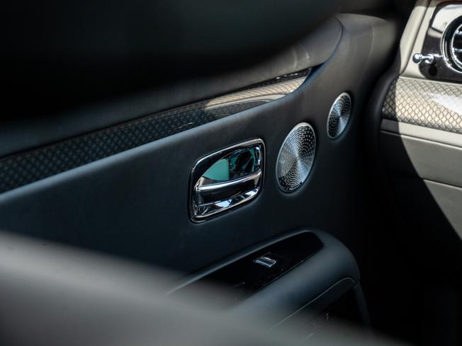 ROLLS-ROYCE Ghost Series Ii Photo 21